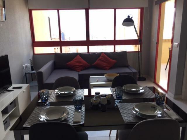 Apartamento Benidorm Viena ภายนอก รูปภาพ